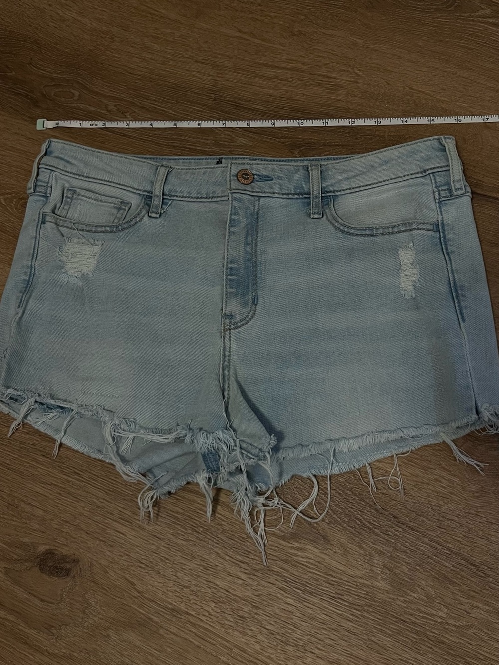 Light Wash Denim Frayed Hem Women's Shorts - Unbranded